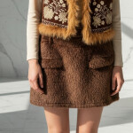 TÜYLÜ MİNİ ETEK HAHVE